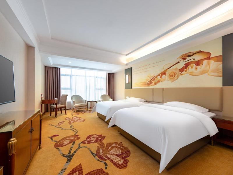 Vienna Hotel Shenzhen Songgang Shajiang Road Exterior photo