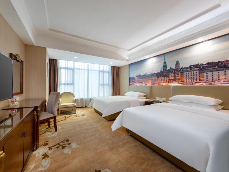 Vienna Hotel Shenzhen Songgang Shajiang Road Exterior photo